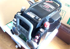 �������i�̃G�A�[�R���v���b�T�[�E�֘A�@��̎��Ȃ�
���C�����������I
�󈳊֘A�@��̔̔��A�C���̗L����ЃC�C�d�J�T�[�r�X
���Ð��i���X�g
�����G�A�R���v���b�T�i�B�ŋ@�p�j
EC1445H�i�G�A�[�p���`�j�P��100V